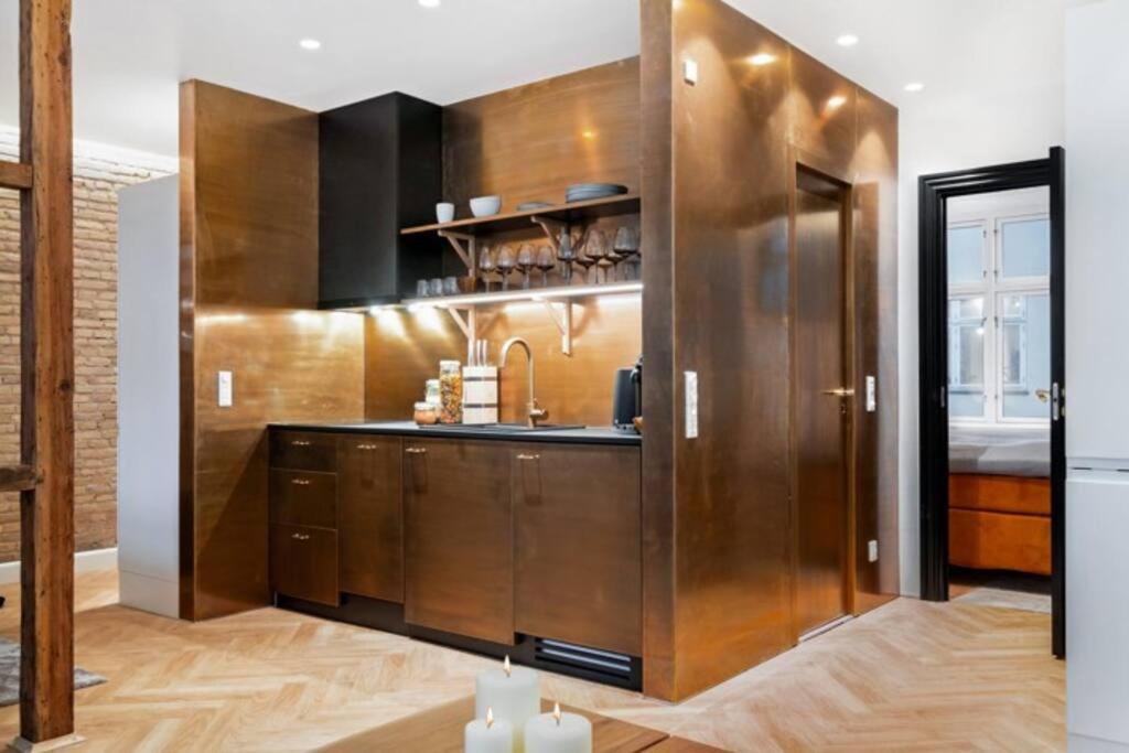 Extravagant-2 Bedrooms-bronze Apartment *
