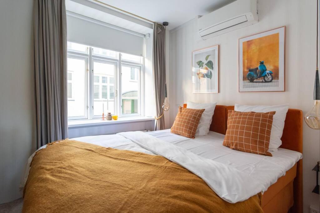 Extravagant-2 Bedrooms-bronze Apartment Copenhagen